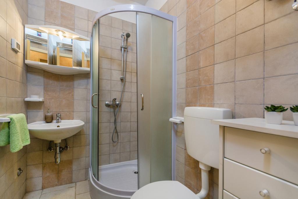 Apartment Velenik D&I Porec Ngoại thất bức ảnh